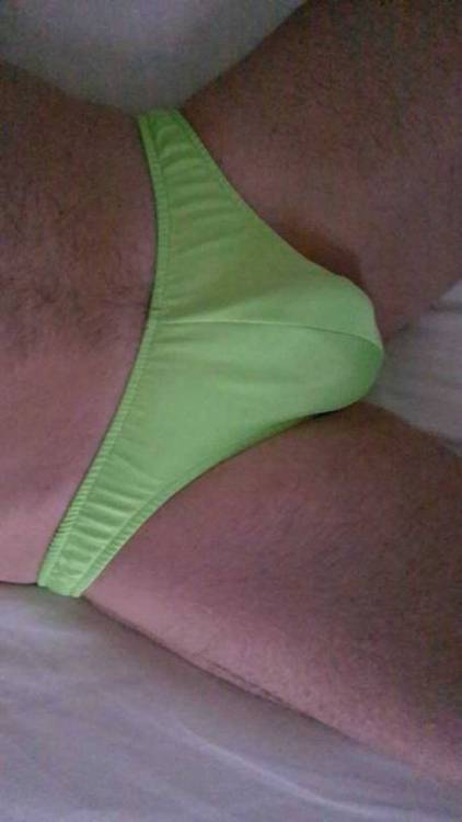onepg13colouratatime: Little green panties in the morning lightHopefully I squeeze these ones in We 