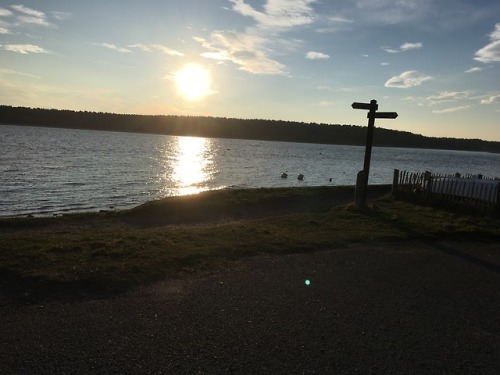 plymouth2003 submitted: Sunset at Findhorn bay.