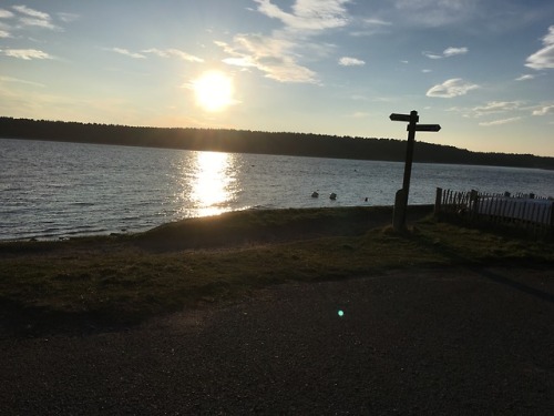 plymouth2003 submitted: Sunset at Findhorn bay.