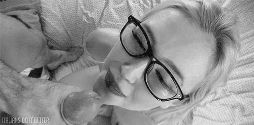 pornislikeairimportant:  A tribute to girls wearing glasses.
