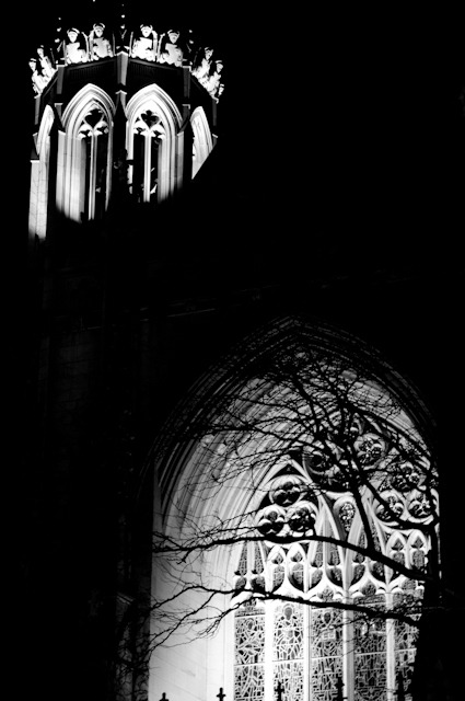 snow-and-sorrow:  FOURTH PRESBYTERIAN CHURCH by Alberto Sanchez