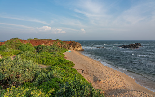 Wikipedia picture of the day on August 31, 2021: Landscape in Ussangoda National Park, Sri LankaLear