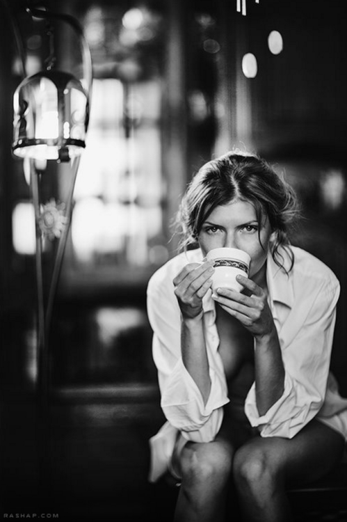 arnold-ziffel: Coffee with her… that… anywhere… anytime