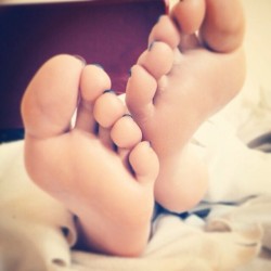 flurryfeet:  Follow FlurryFeet For more