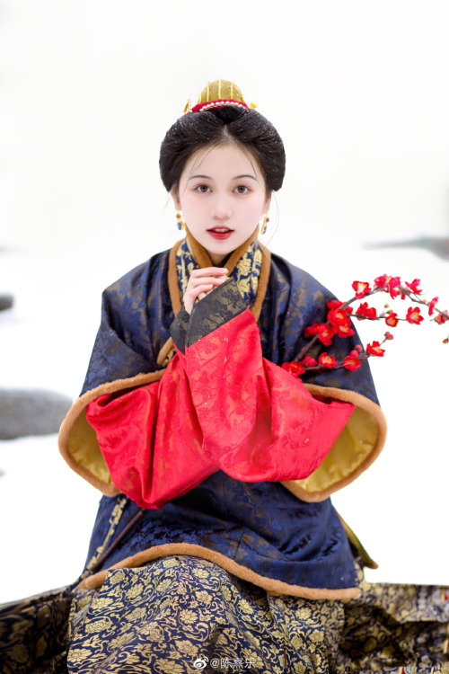 chinese hanfu by 陈熹乐