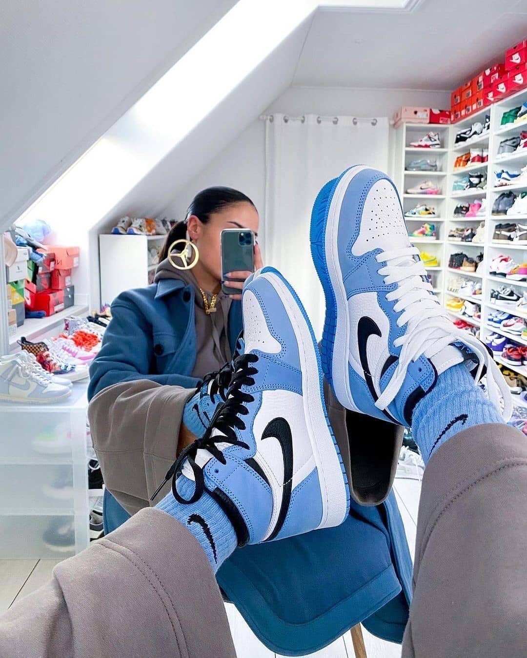 madison beer air jordans blue