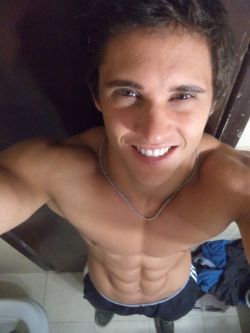 realcuteboys:  http://oh-woah-yeaa.tumblr.com