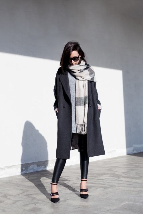 the-streetstyle: Zips on my Pantsvia lucitisima