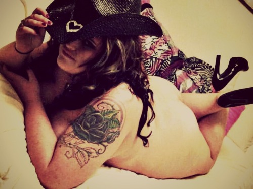 tatts & tits bbw