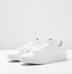 sturbock:  Shop Sneaker