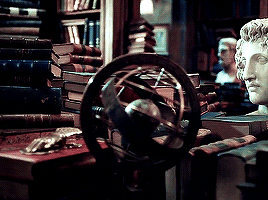 amatesura:my never-ending list of hannigram AUs | il ragazzo e il suo mostro Hannibal’s lips curled,