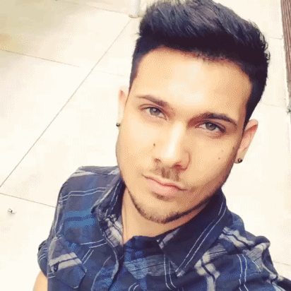 mickey-singh:Serious to Smile in 2.5