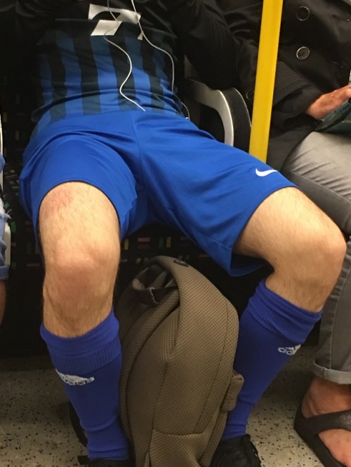 footiekitlover: bluemount2001: Blue footy kit combo Nice find.