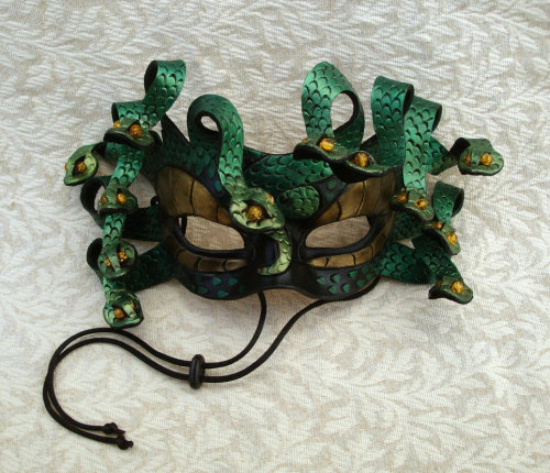 ianbrooks:  Steampunk’d Monocle Masks by porn pictures