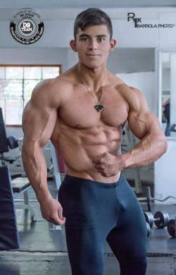 Muscle Men and Strength