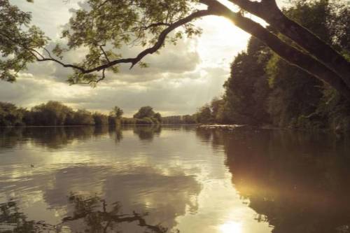 It was late in the day now its late in the year.#autumn #landscapephotography #nature #river #kaya