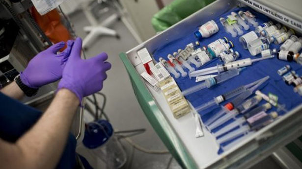 tehblurredline:  Watching an interesting doco on hand transplants in the U.K and