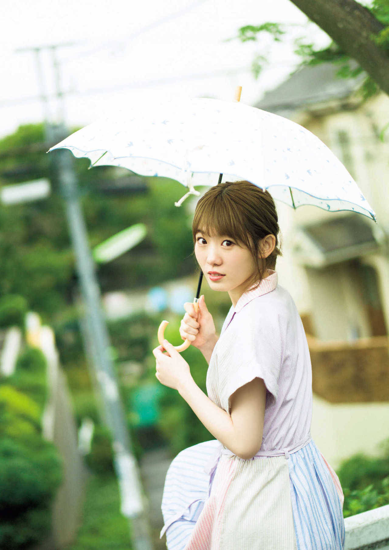 uptou:  FLASHスペシャル グラビアBEST 2018年秋号 欅坂46 小池美波『みなみかぜ』