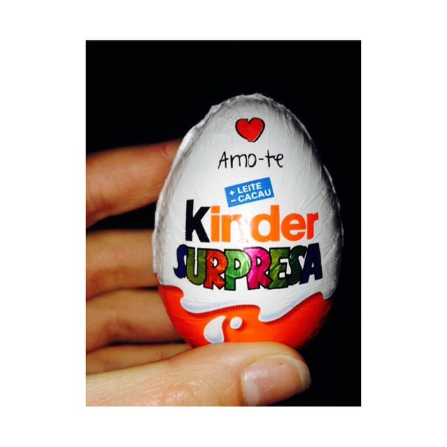 n0w4d4ys:  Quem tem a melhor namorada quem tem ? ❤️🍫