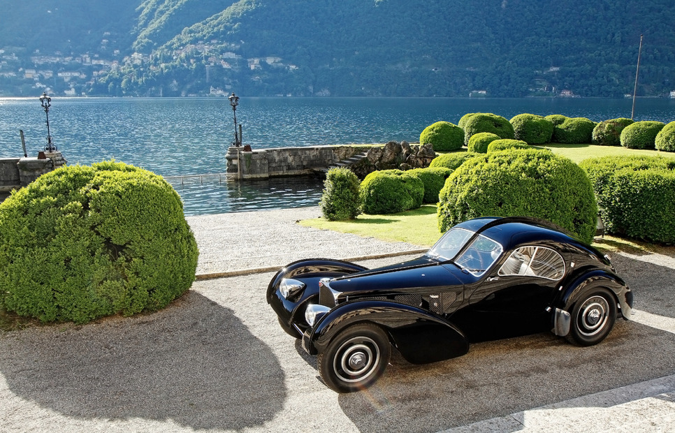 clubmonaco:
“Buggatti 57SC Atlantic (1938) (via Keven Stec)
”