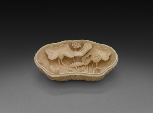 Box in Form of Lotus Leaf, 1700, Cleveland Museum of Art: Chinese ArtSize: Overall: 5.1 cm (2 in.)Me