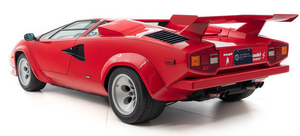 carsthatnevermadeitetc:  Lamborghini Countach 5000 S, 1984. One of just 321 examples