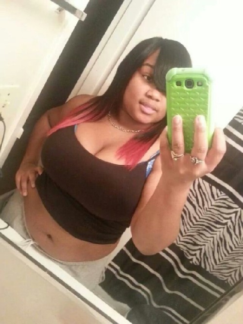 jazziedad:  Busty Pookie ♥♥ CurvyLicious ♥♥