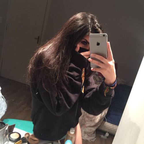http://streetgrl.tumblr.com/post/154691119057
