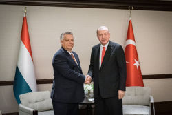(az Erdogannal tárgyalt Orbán Azerbajdzsánban