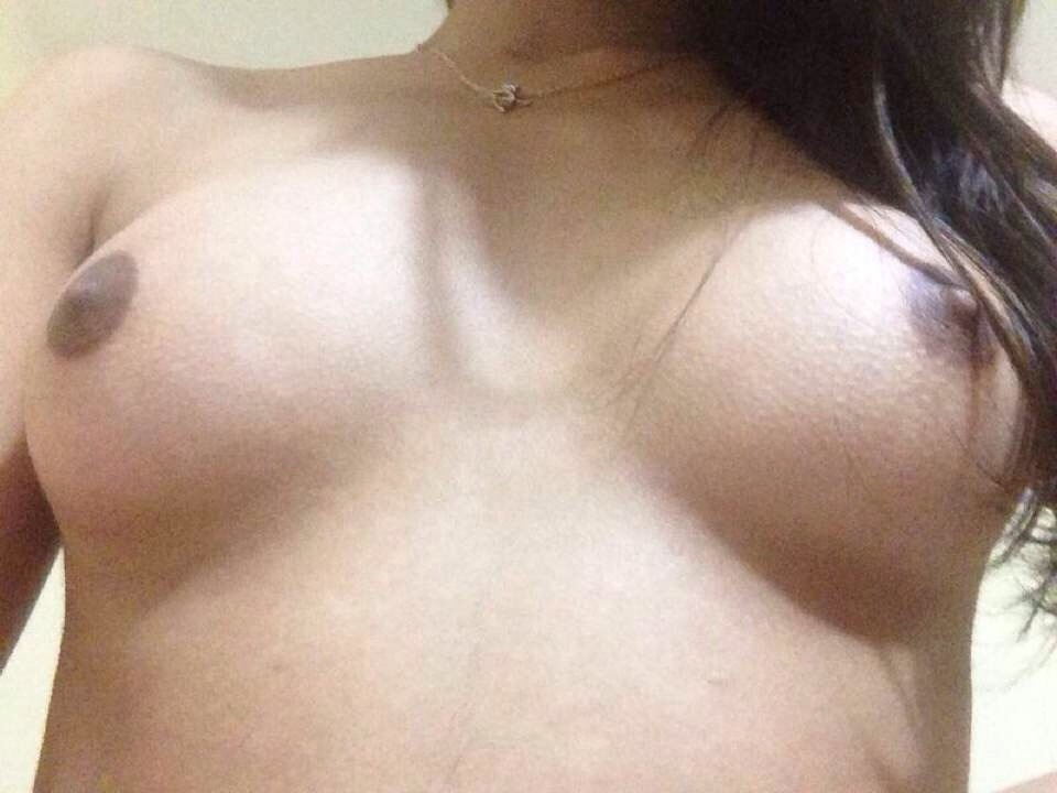shareyourselfanonymouslyhere:  Thanks anonymous for an incredibly sexy submission,