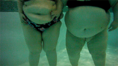 bbwlunalove:  underwater fatty party!  So hot!!!