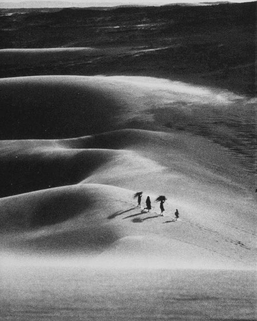 equatorjournal: Raymond Depardon, Tchad, 1979. “It is necessary to like loneliness to be photographe