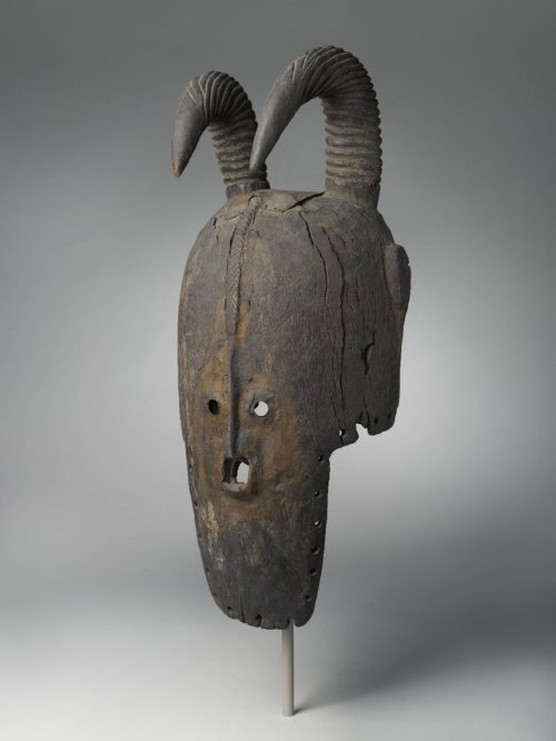 Wood and metal mask (nyanga) of the Bobo people, Burkina Faso.  Artist unknown; early 19th cent