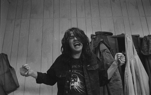 thrashing-rage:haciaelrequiemdelmundo: Voivod . Rrröööaaarrr Era 1986. Photos ta