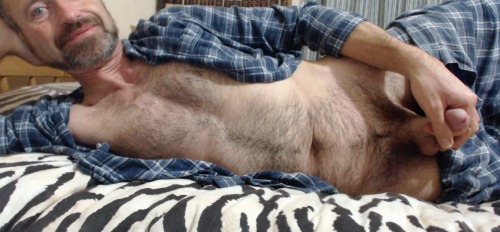 sexyolderguy:  Uncensored early morning pic, still in my plaid pyjamas, and feeling lonely in bed