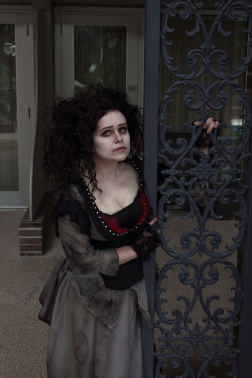 “Did you come here for a pie, sir?”My Mrs. Lovett cosplay from Sweeney Todd! I actually made this la