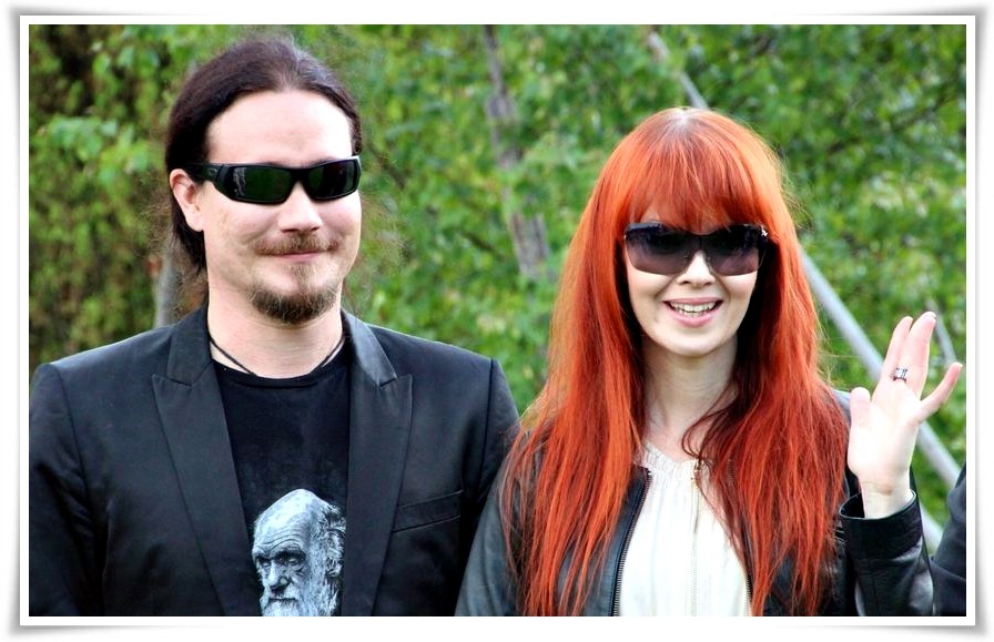 Tuomas Holopainen, Troy Donockley and Johanna Kurkela (AURI