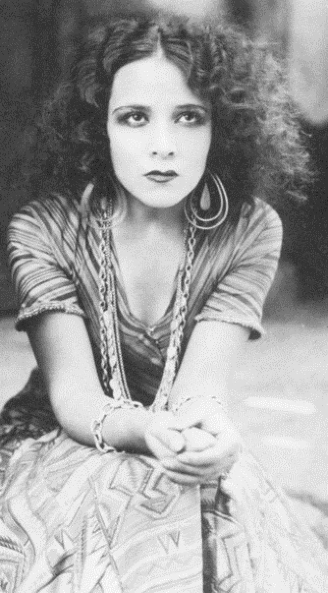  Delores Del Rio actress  