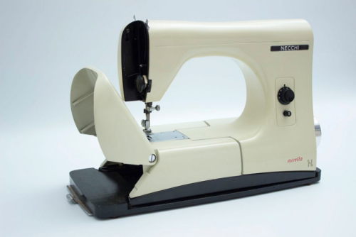 design-is-fine:Marcello Nizzoli, Mirella sewing machine, 1957. For Necchi, Italy. Via marratime / fl