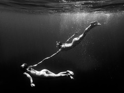 katesworld:  UNDERWATERWORLDPhoto: Kate Bellm 