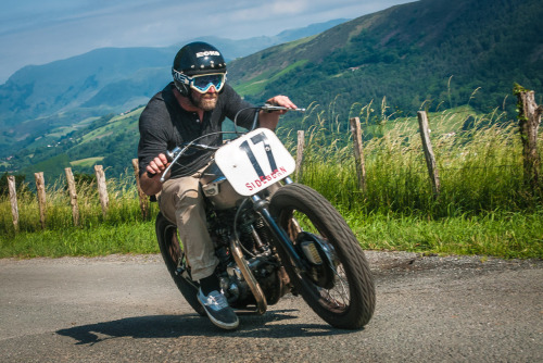 caferacersandvans:  17