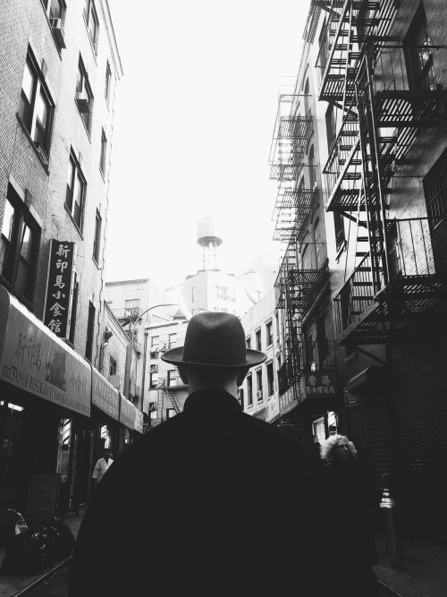 danielodowd:  http://visualsilence.vsco.co/