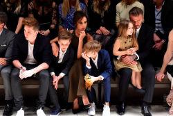 pinkxst:  f-abulush:  pointlessyas:  flaizen:  photographwhore:  the beckhams tho  Oh wow  dayummmmm  omg   爱