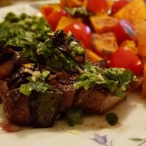 Made another @hellofresh dinner tonight. Chimi churri steak with sweet potato, tomato, and poblano j