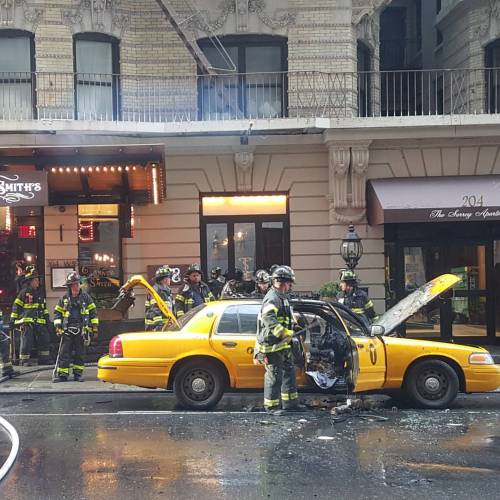 jrshotyou: #fire #taxi #NYC #manhattan #firefighters #yellowcab #firedepartment