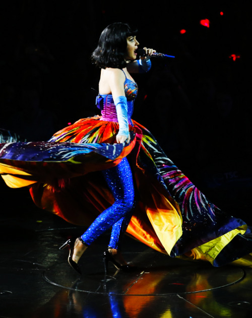 03.09 - Katy Perry Performs At Ziggo Dome , Amsterdam [HQ]