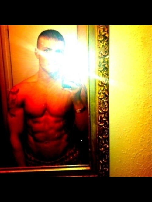 militaryboysunleashed:  HOT 23 year old beefy Air Force man.  Video to follow