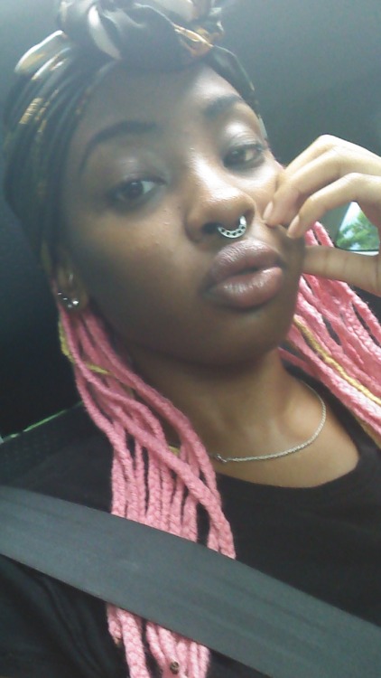 eatmeallnight:  eatmeallnight:  Today’s look  Kissy facesssss