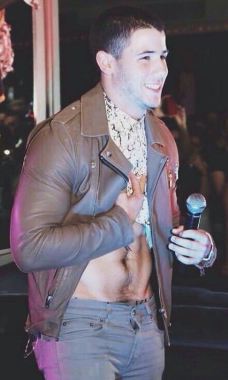 male-and-others-drugs:  Nick Jonas