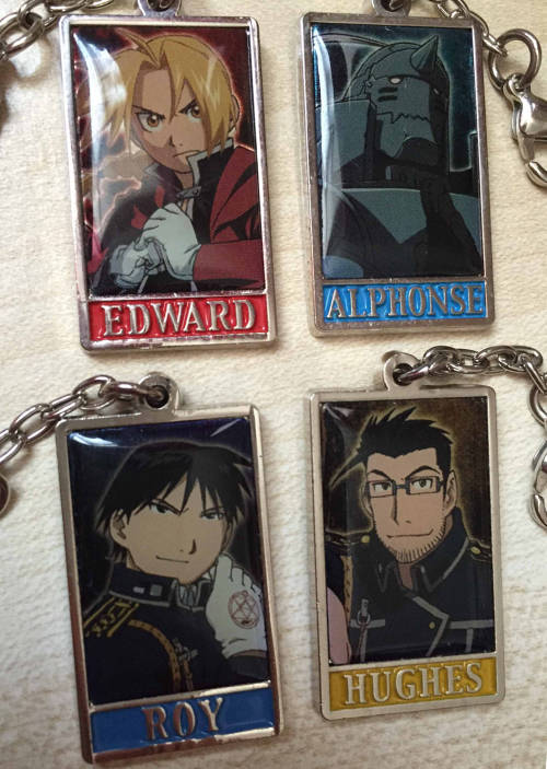 fma-merchandise: ↳ Fullmetal Alchemist Brotherhood mini charms set.